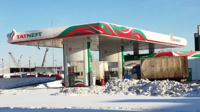 После АЗС Татнефть первый поворот направо