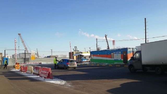 Заезд с Новорязанского шоссе, на проходной выписываем пропуск(права и СТС ), после шлагбаума направо.